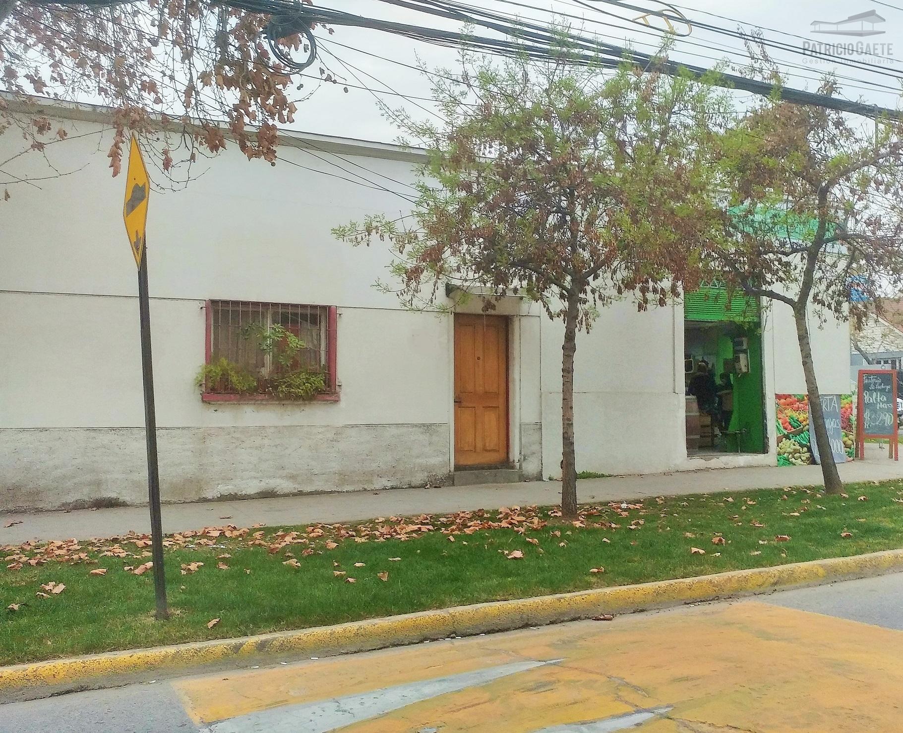 ÑUÑOA: PROPIEDAD COMERCIAL CON EXCELENTE VISIBILIDAD