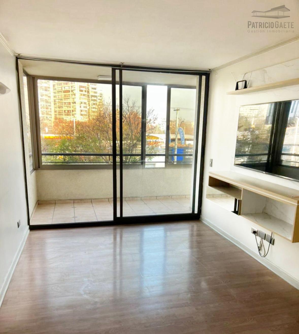 PROVIDENCIA: DEPARTAMENTO SILENCIOSO EN CONDOMINIO 